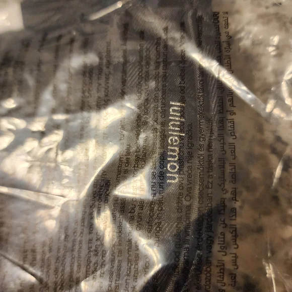 Lululemon Athletica Black Shoulder Bag - Picture 3 of 6